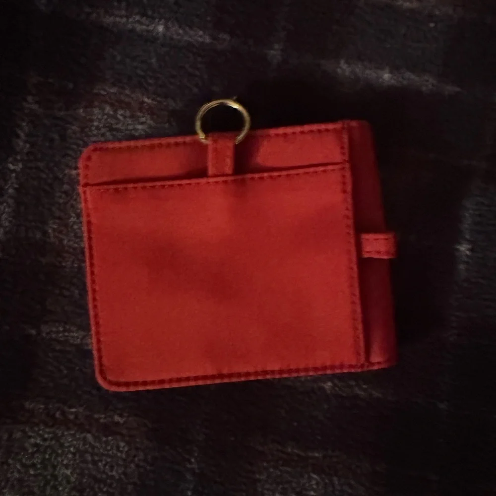 Red Wallet - Picture 4 of 5